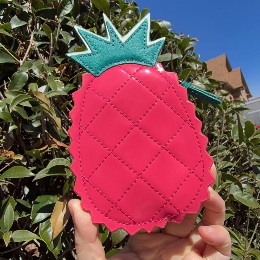 NWOT Coach Vintage Pineapple Quilted Leather Coin Purse